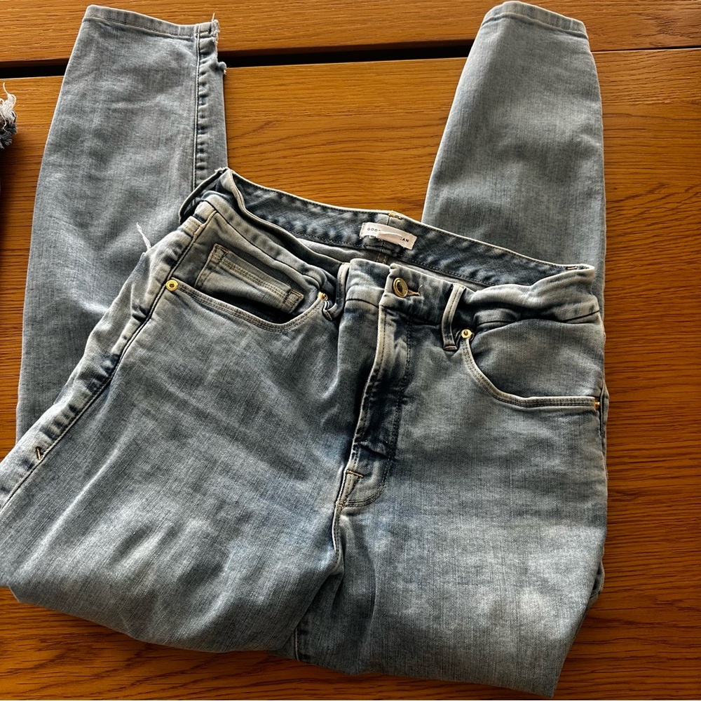 good american good leg skinny jean size 10/30 light blue wash distressed
